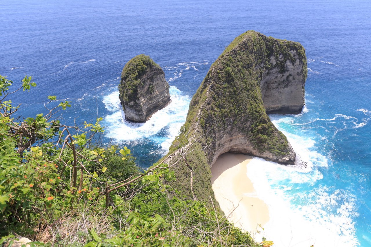 Pertama Kali, Nusa Penida Dipilih sebagai Lokasi Red Bull Cliff Diving 2020